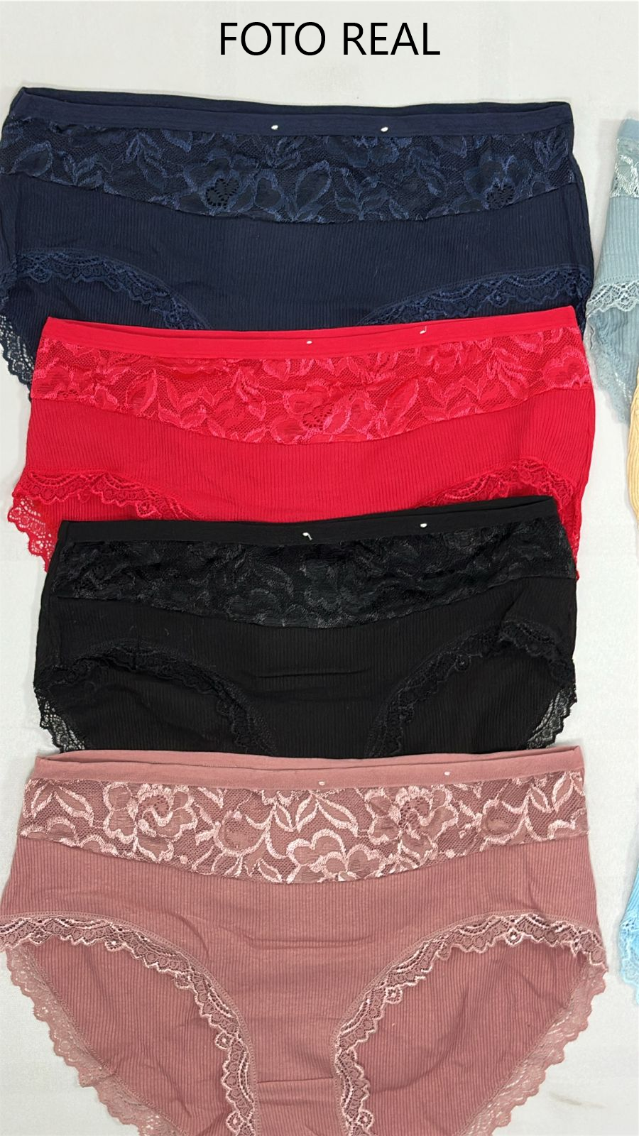 A9356 - Pantie plus size de algodón con encaje