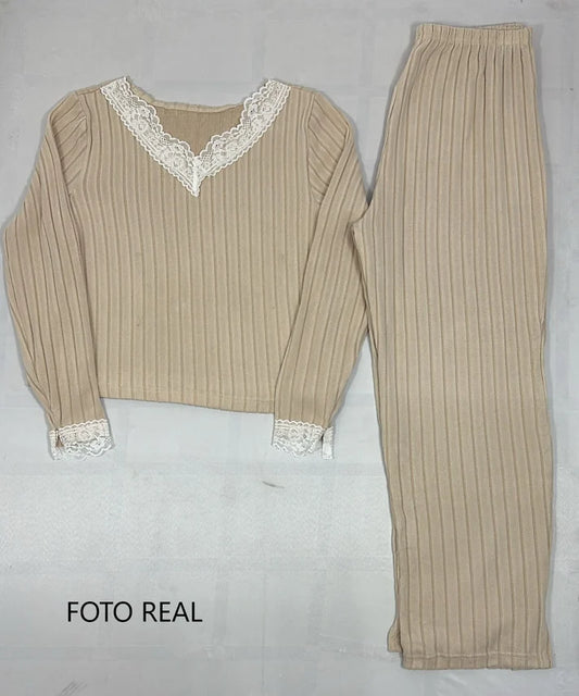 VCC32 - Conjunto de Pijama para Dama Acanalado con Encaje