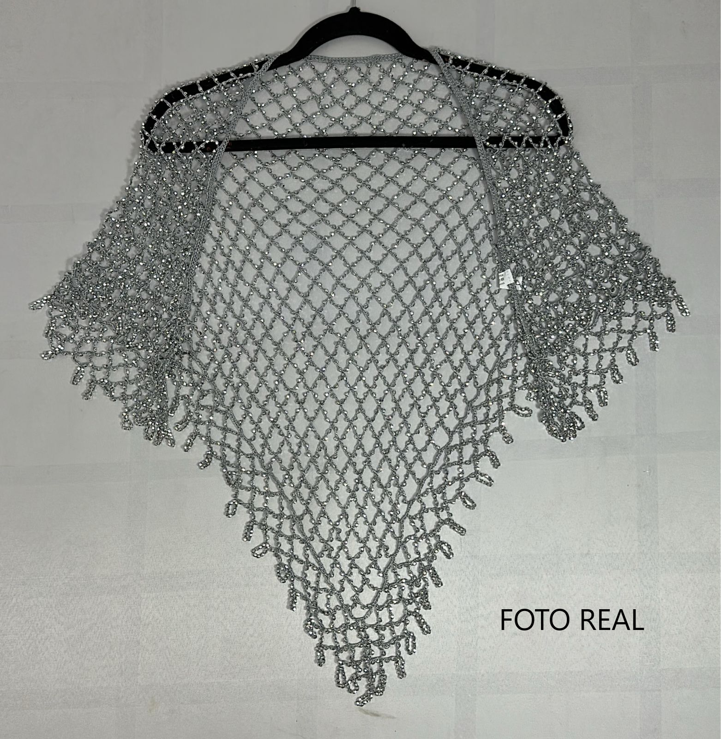 0817-4 - Chal Elegante de Malla con Perlas Doradas
