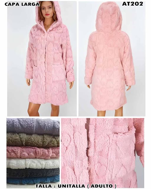 AT202 – Capa Larga Polar con Capucha