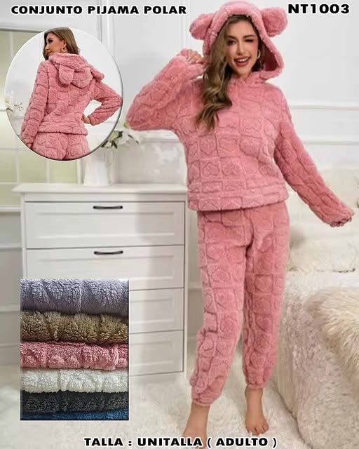 NT1003 – Conjunto Pijama Polar con Capucha y Orejitas