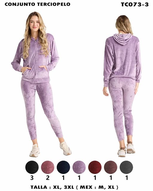 TC073-3 – Conjunto de Terciopelo Suave con Capucha