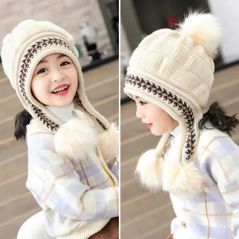 VHK250 - Gorro con Pompones Infantil