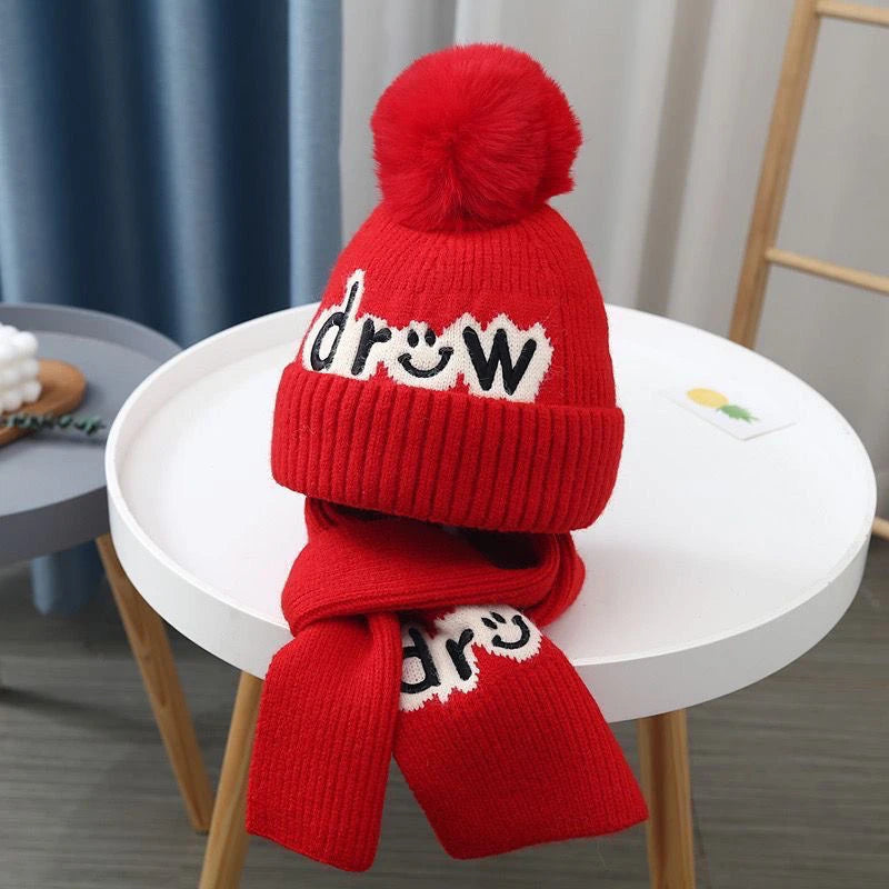 VHK252 - Gorro con Pompón Infantil “drow”