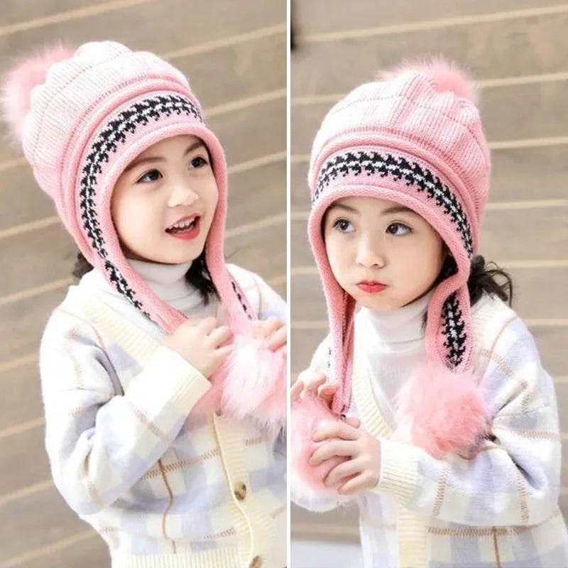 VHK250 - Gorro con Pompones Infantil