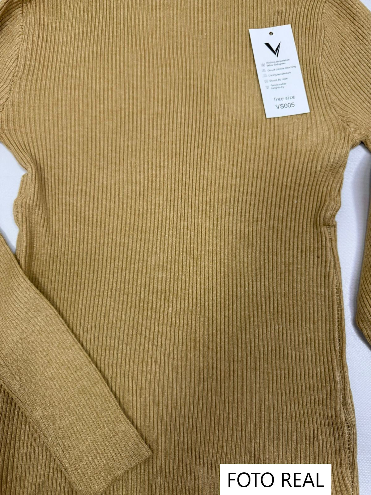 VS005 - Suéter Cuello Alto