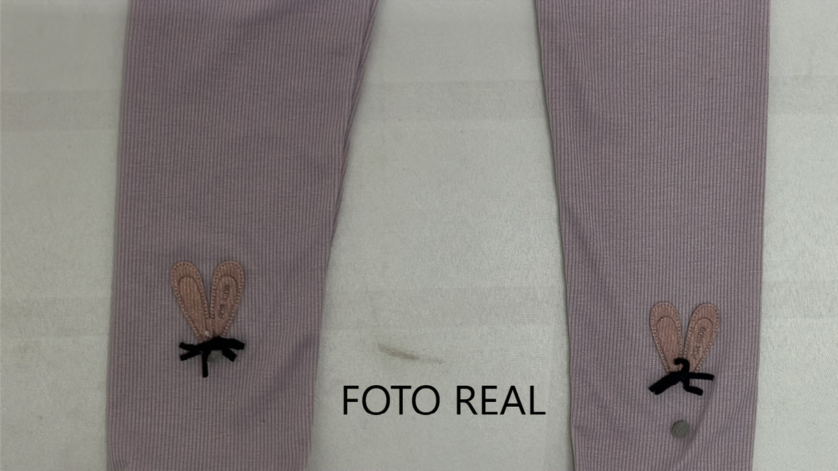 VLEG102 - Leggings Infantil Acanalado con Aplicación de Conejito