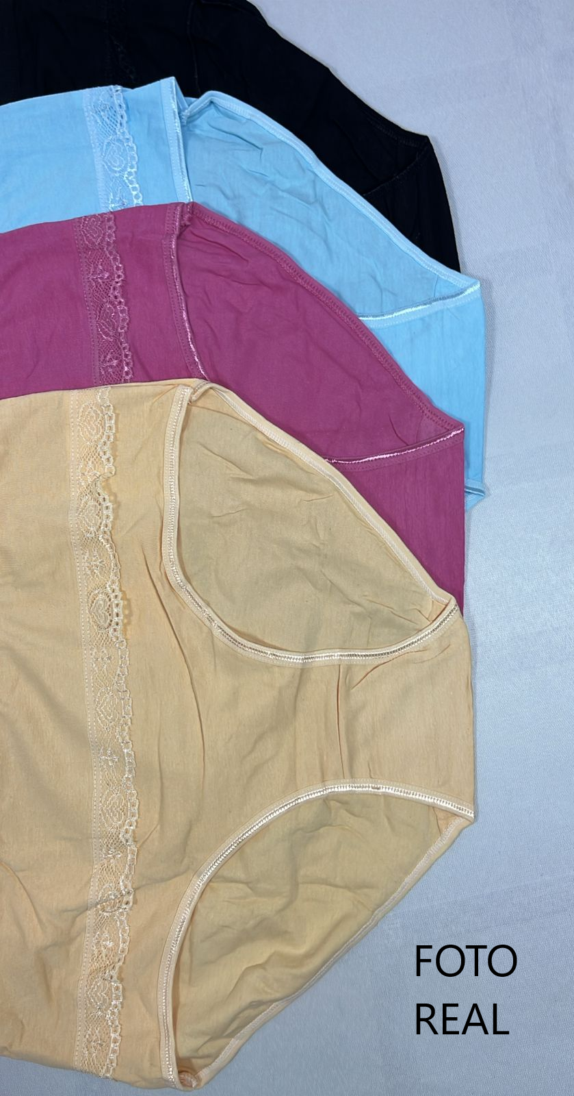 A9386 - Pantie plus size de algodón con bordado
