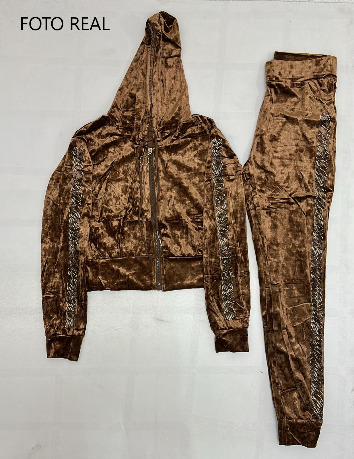 VS104 – Conjunto de terciopelo deportivo 2 piezas