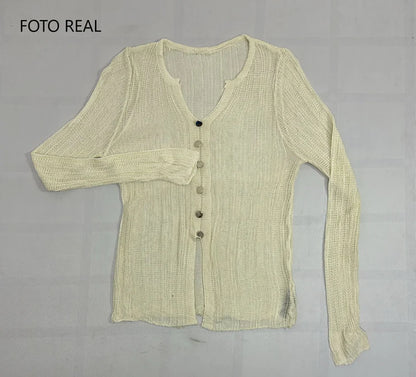 VS251 - Blusa Tejida con Botón