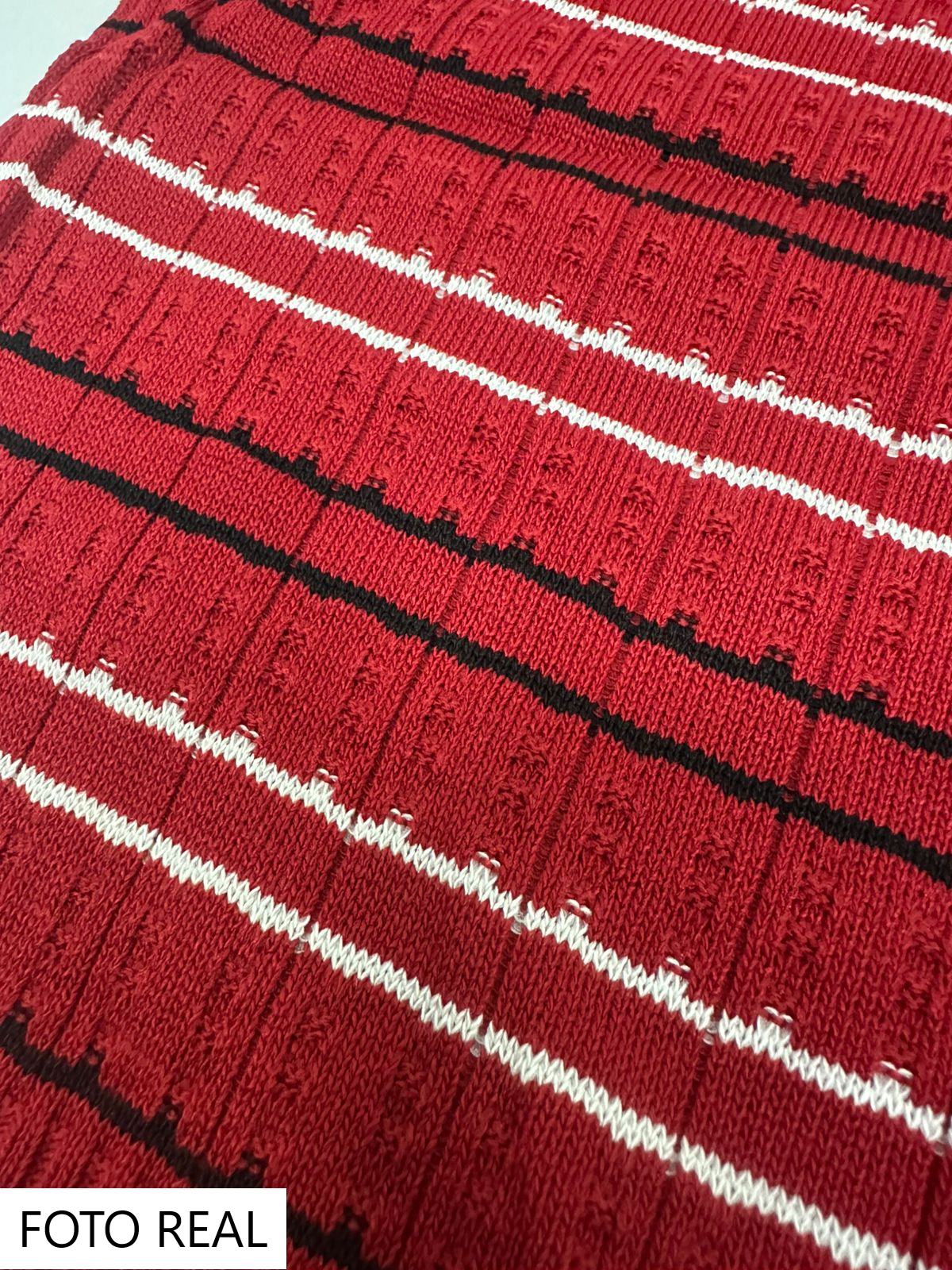 VB201 - Blusa tejida de rayas