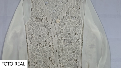 VJ124 - Blusa Bordada con Encaje