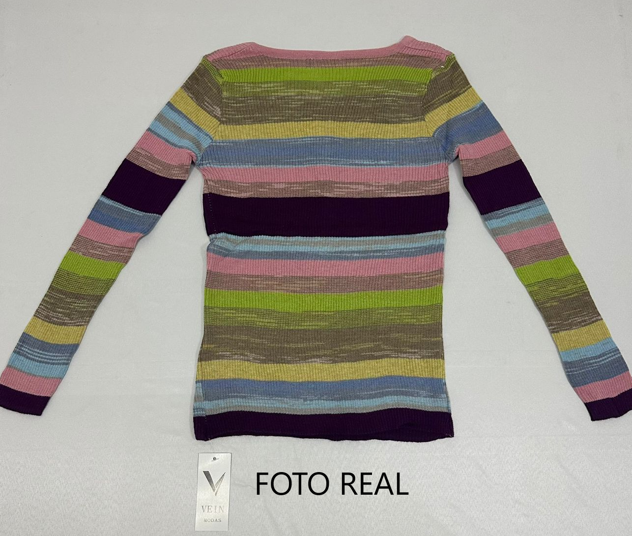 VS257 - Suéter de rayas multicolor