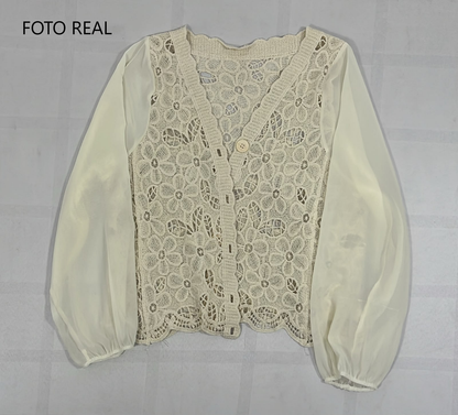 VJ124 - Blusa Bordada con Encaje