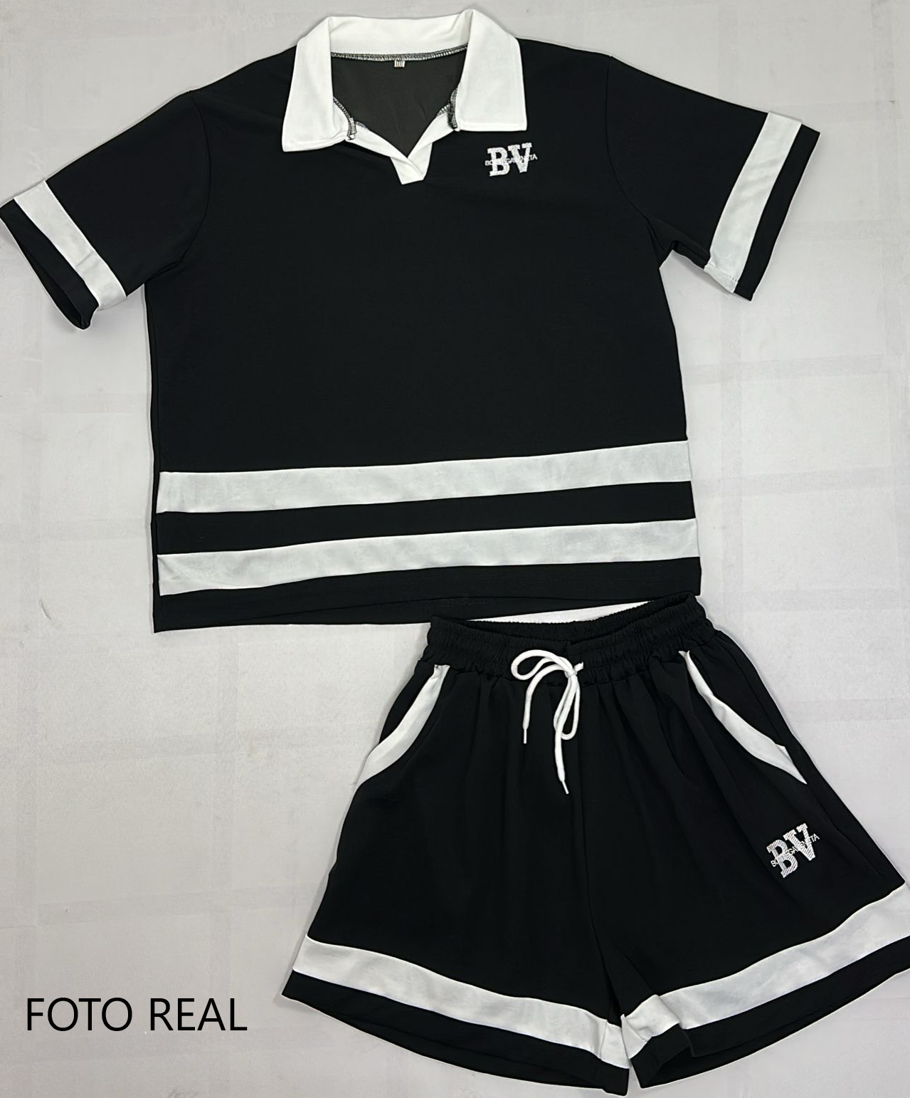 VCON023 - Conjunto Deportivo Short Dama