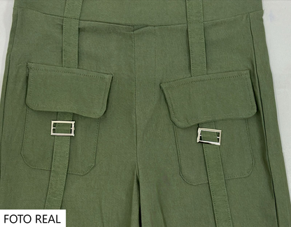 PPW008 - Short Cargo con Diseño Ajustado