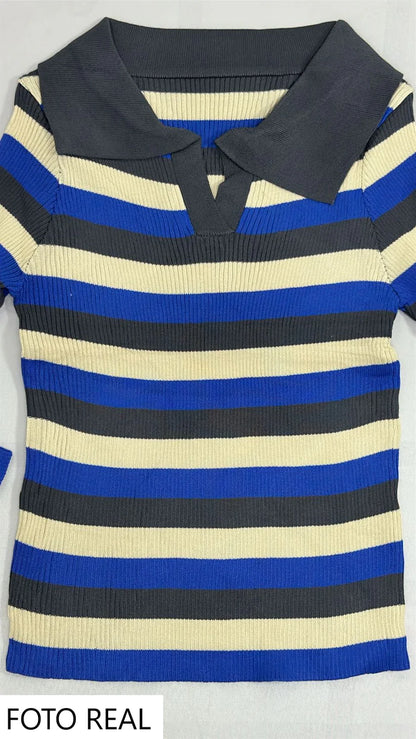 VS16 - Suéter con Cuello Polo