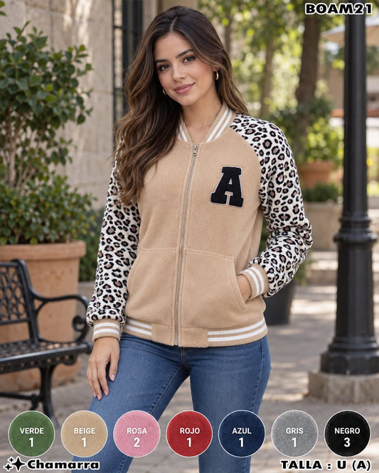 BOAM21 - Chamarra Universitaria de Peluche con Mangas Animal Print para Dama