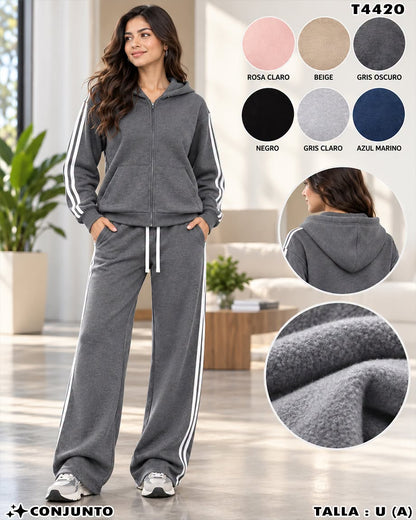 T4420 - Conjunto Deportivo para Dama con Capucha y Franjas