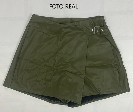 P34352 - Short Tipo Falda Vinipiel
