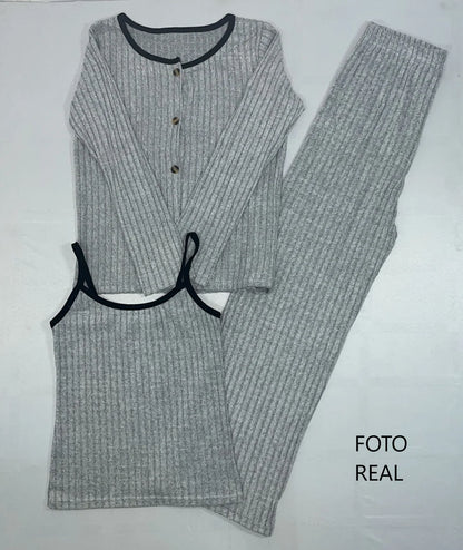 RPW018 - Conjunto Acanalado de 3 Piezas con Botones para Dama