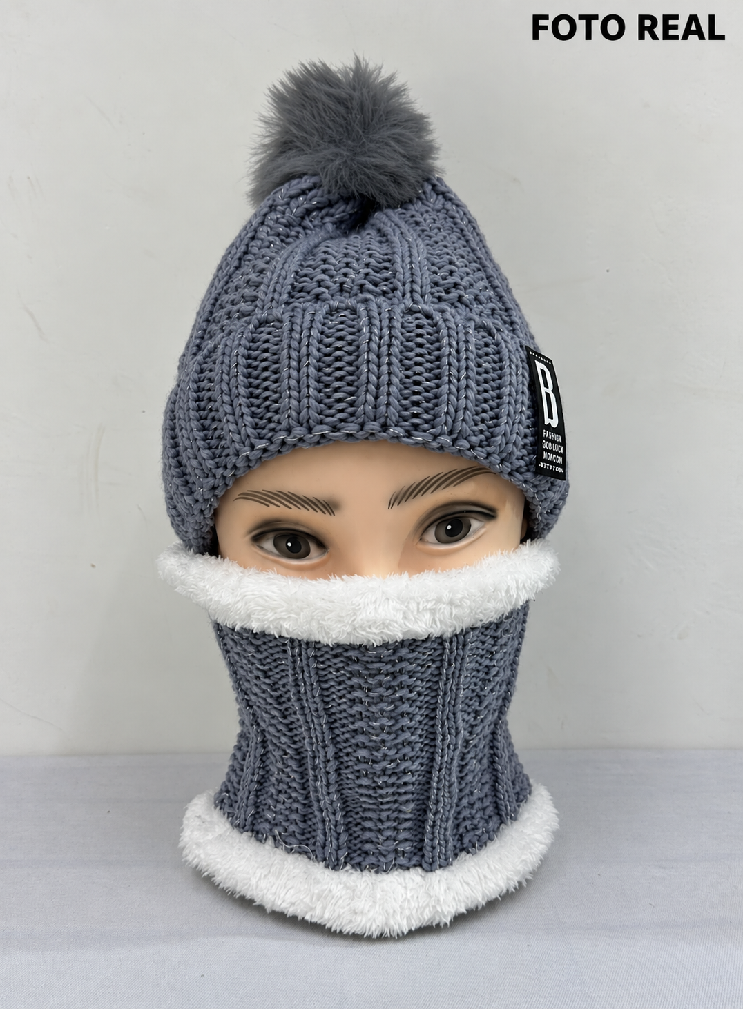 VH001 - Gorro con Bufanda Afelpada