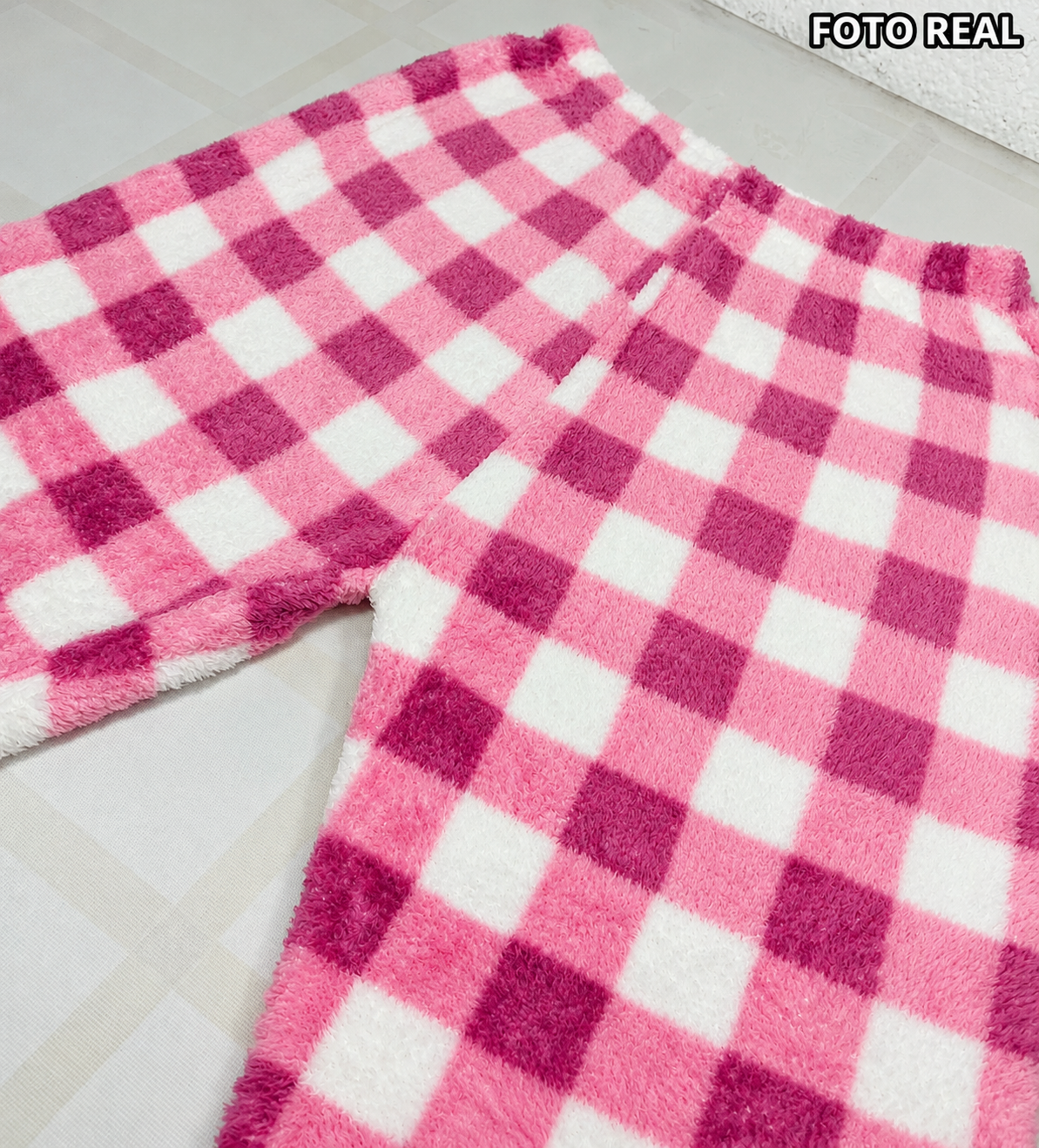 FK6316-2 - Conjunto de Pijama de Peluche a Cuadros