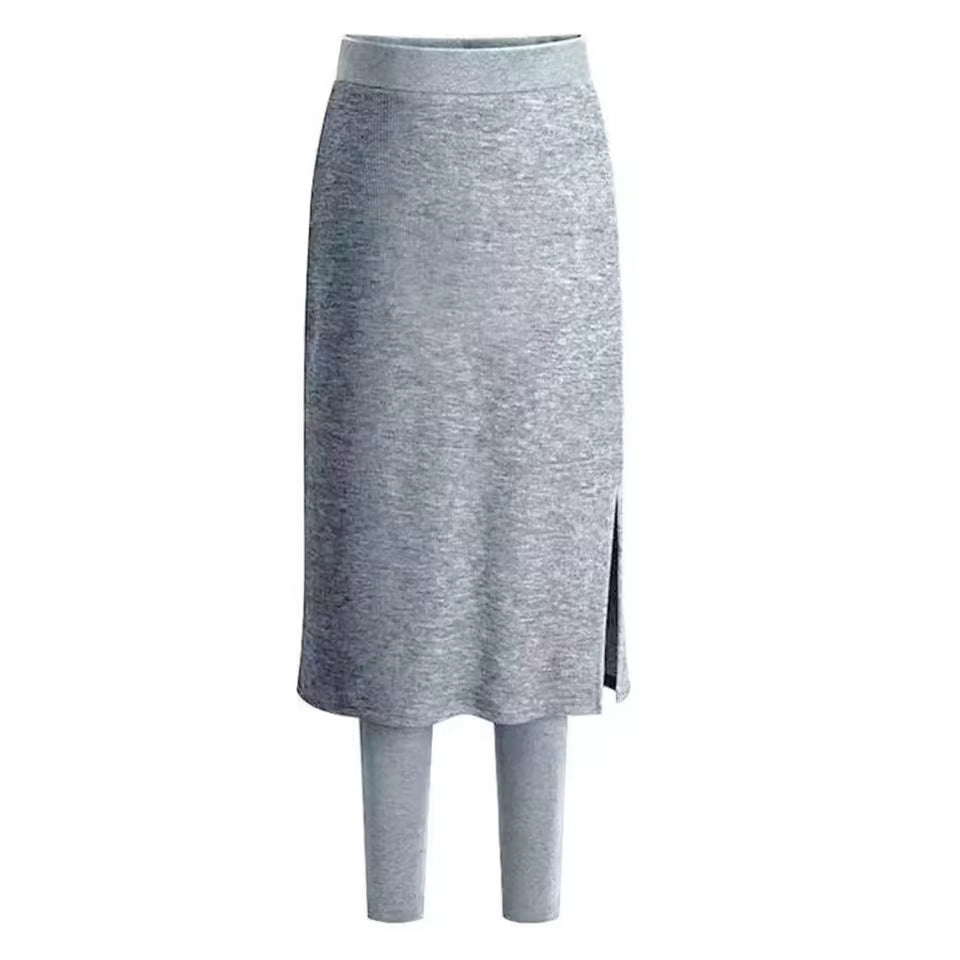 VF700 - Falda con leggings afelpados