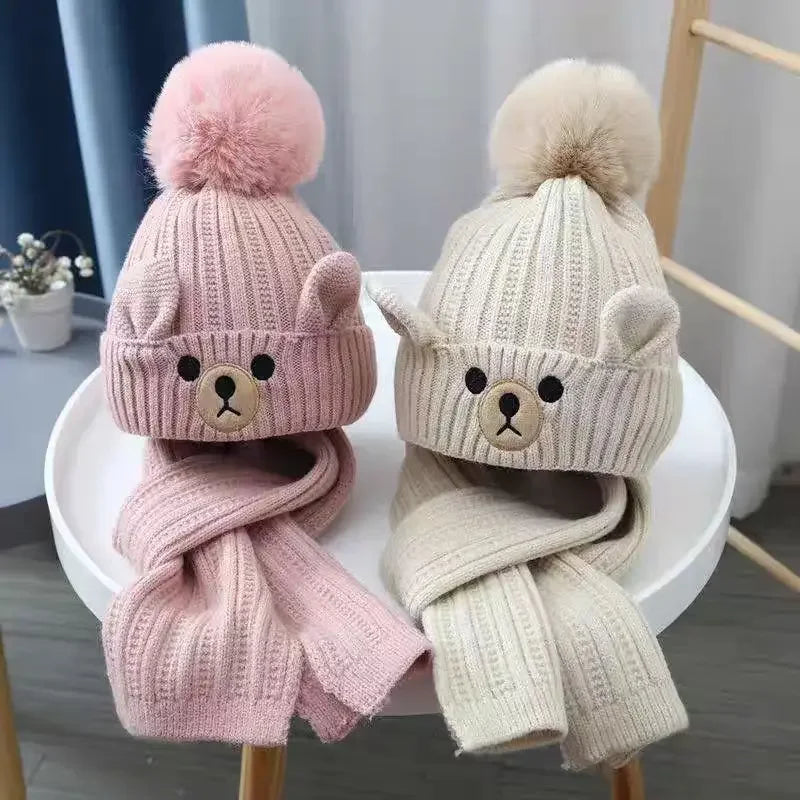 VHK253 - Gorro con Pompón Infantil Osito