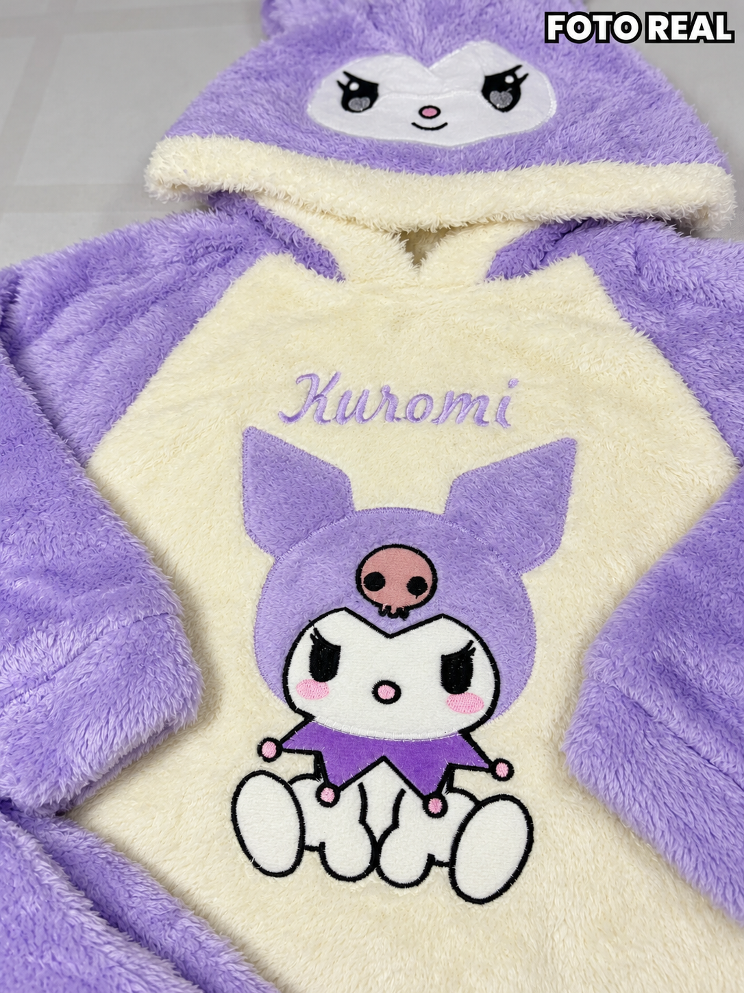 XFK052 - Conjunto Infantil Afelpado con Capucha de Personajes