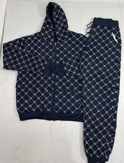 TH441R - Conjunto Afelpado para Caballero con Estampado de Letras